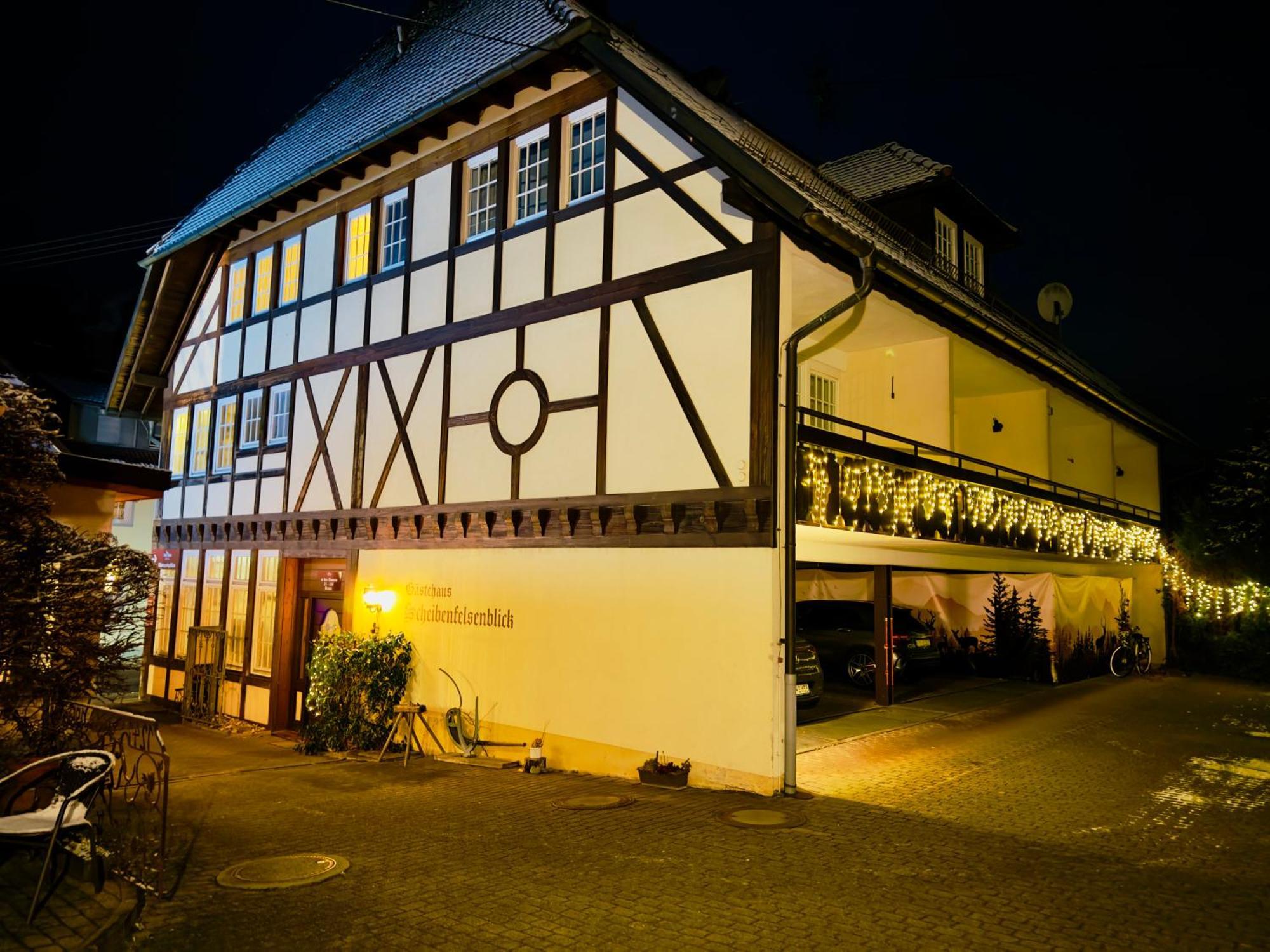 Hotel Restaurant Adler Stube Muenstertal Exterior photo